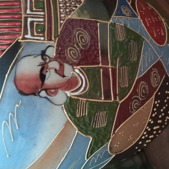 Satsuma 20th Century Vintage Large Vase w 3D Hand Painted Art Work RARE !! - Picture 4 of 17